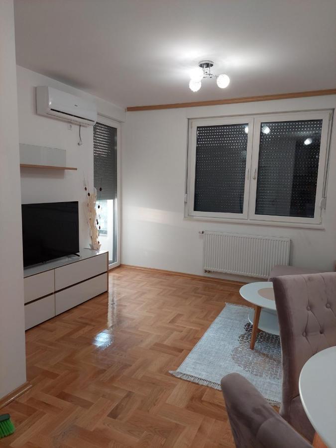 Sunrise Apartments Banja Luka Buitenkant foto